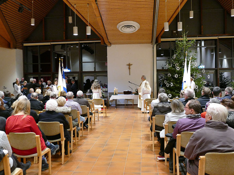 Feierliche Christmette im Haus des Gastes (Foto: Karl-Franz Thiede)